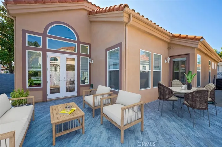 21245 Mazatlan, Mission Viejo, California 92692