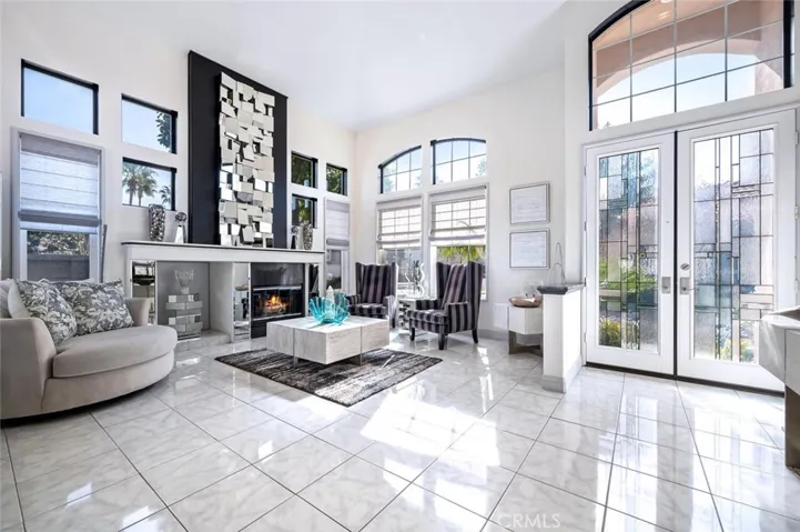 21245 Mazatlan, Mission Viejo, California 92692