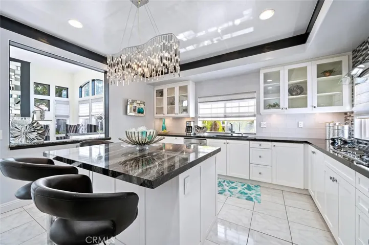 21245 Mazatlan, Mission Viejo, California 92692