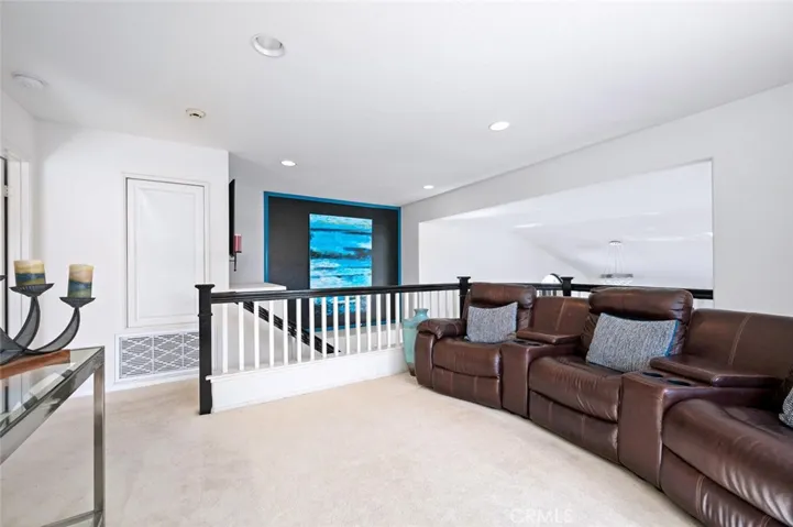 21245 Mazatlan, Mission Viejo, California 92692