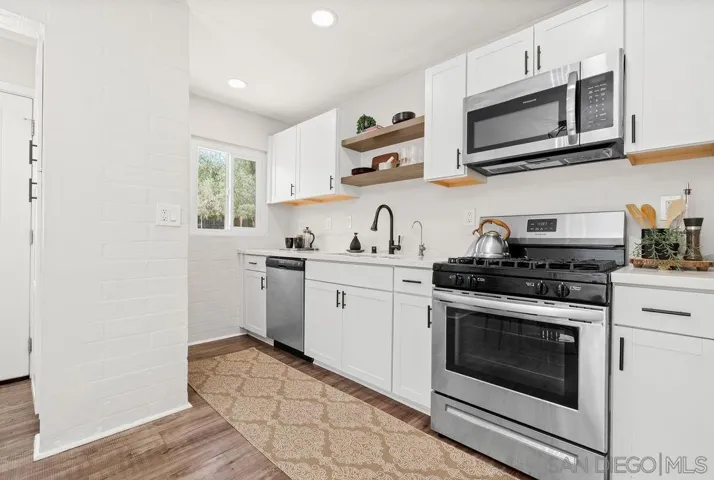 921 S Juniper St, Escondido, California 92025