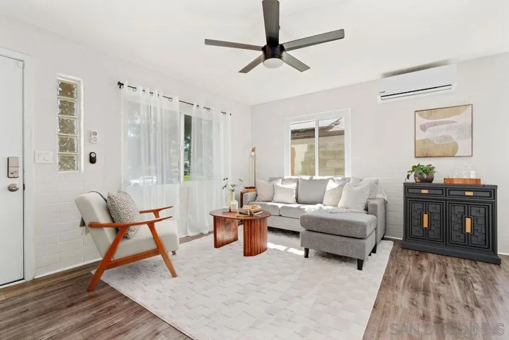 921 S Juniper St, Escondido, California 92025