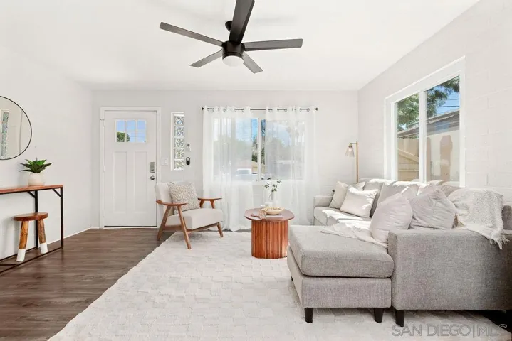 921 S Juniper St, Escondido, California 92025