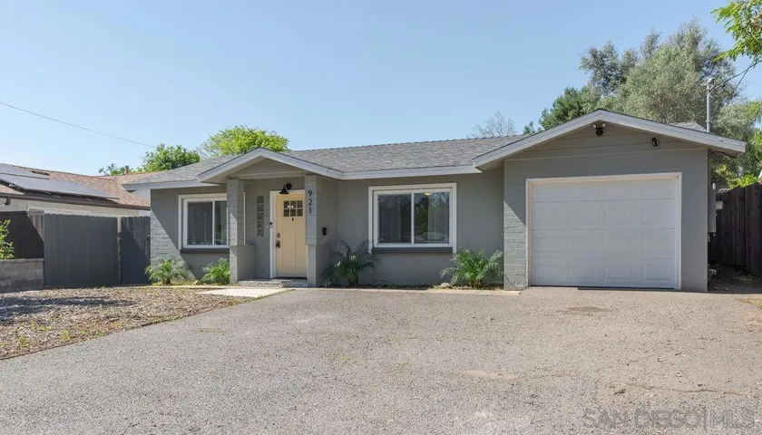 921 S Juniper St, Escondido, California 92025