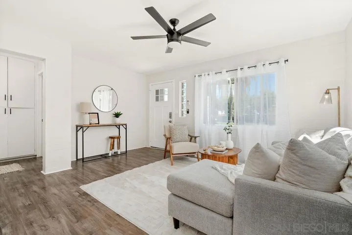 921 S Juniper St, Escondido, California 92025