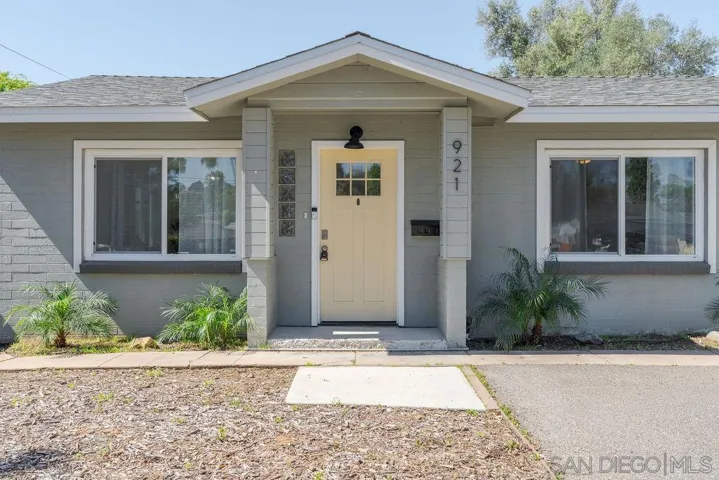 921 S Juniper St, Escondido, California 92025