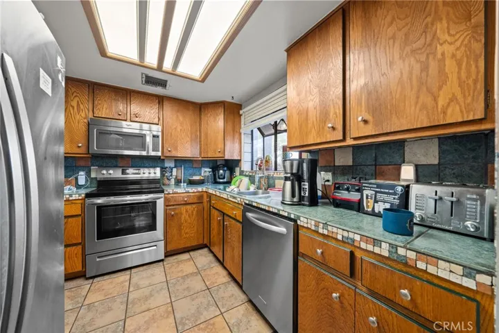 148 Carmelita Lane, San Bernardino, California 92407