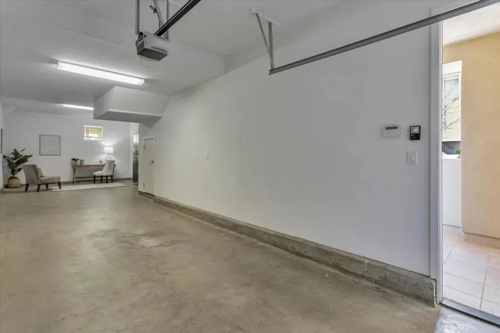 3751 Klamath Lane, Palo Alto, California 94303