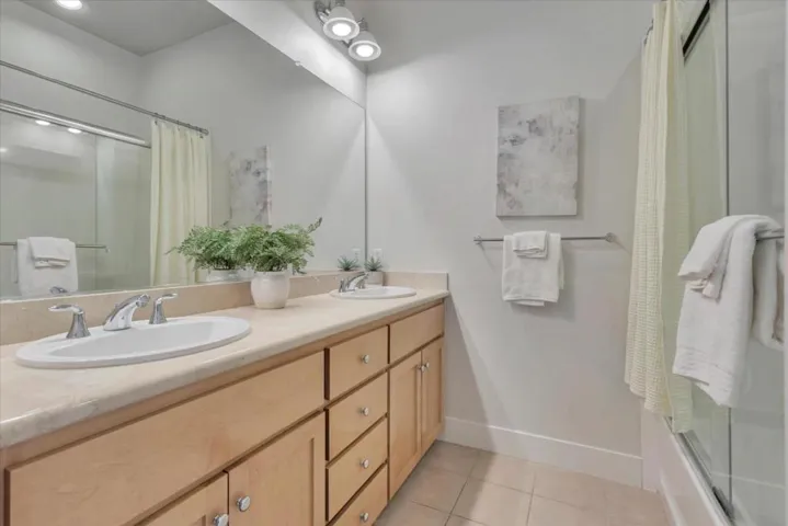 3751 Klamath Lane, Palo Alto, California 94303