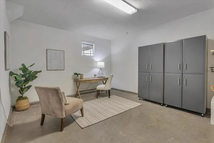 3751 Klamath Lane, Palo Alto, California 94303