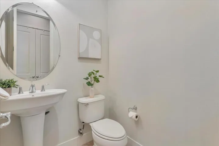3751 Klamath Lane, Palo Alto, California 94303