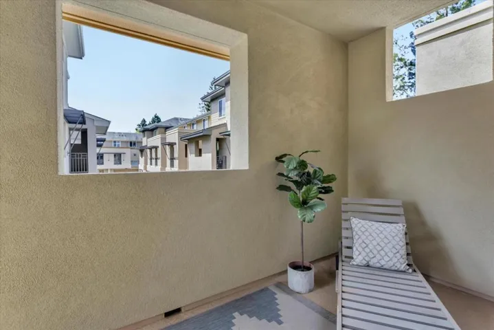 3751 Klamath Lane, Palo Alto, California 94303