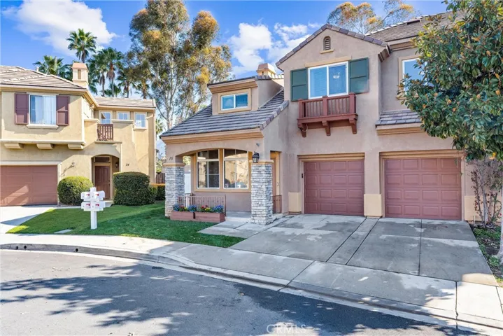 16 Santa Fe, Rancho Santa Margarita, California 92688