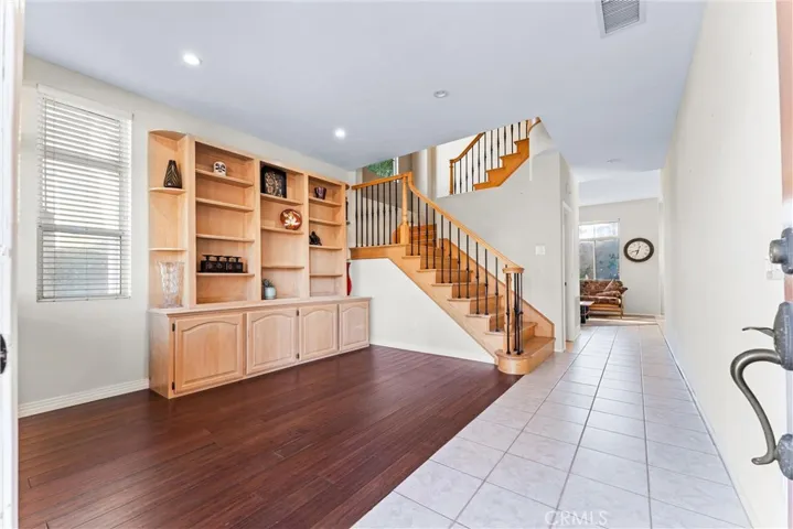 16 Santa Fe, Rancho Santa Margarita, California 92688