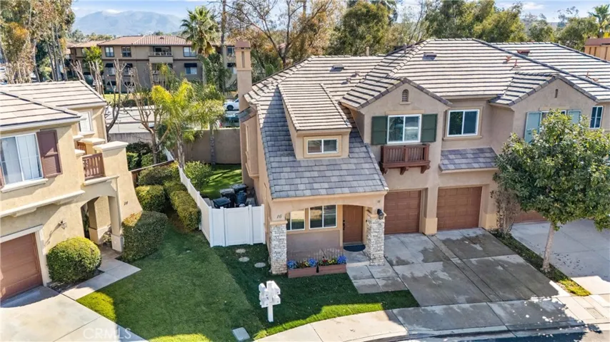 16 Santa Fe, Rancho Santa Margarita, California 92688