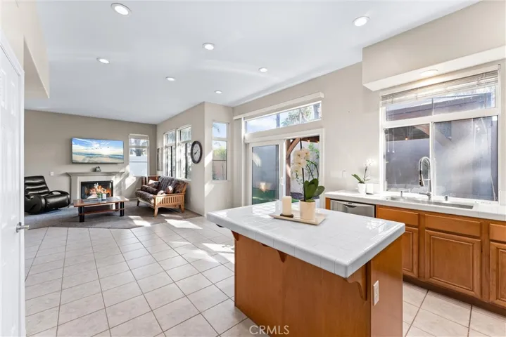 16 Santa Fe, Rancho Santa Margarita, California 92688