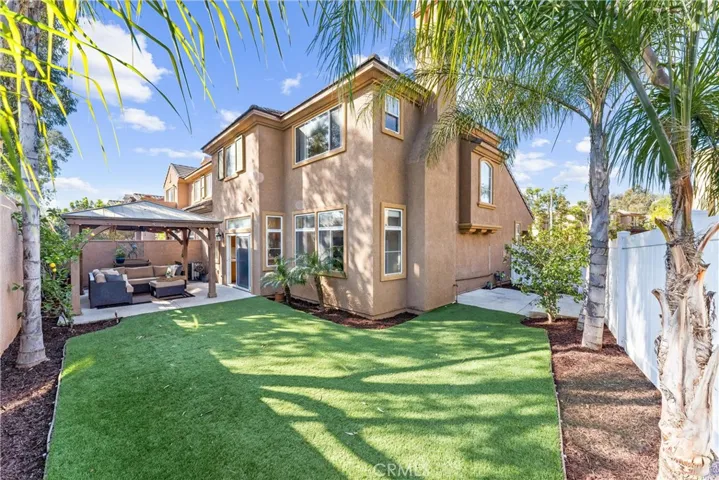 16 Santa Fe, Rancho Santa Margarita, California 92688