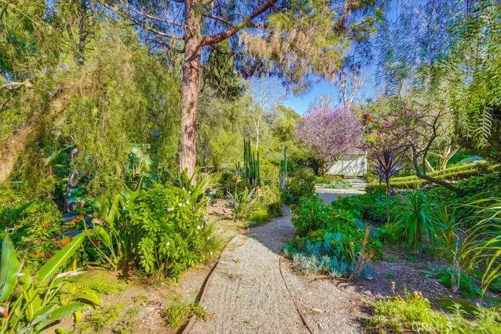 5205 Middlecrest Road, Rancho Palos Verdes, California 90275