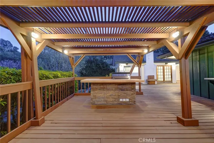 5205 Middlecrest Road, Rancho Palos Verdes, California 90275