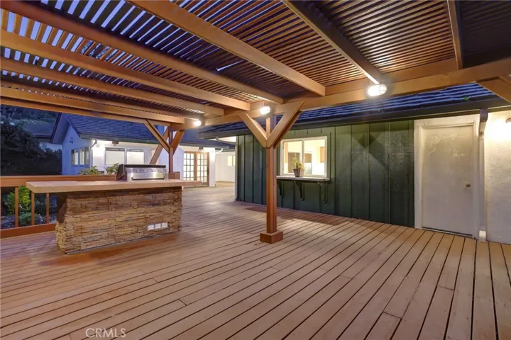 5205 Middlecrest Road, Rancho Palos Verdes, California 90275