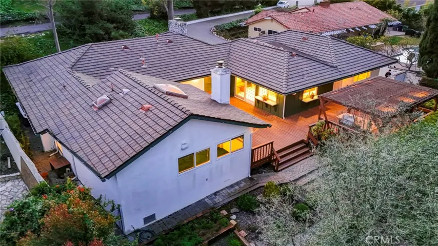 5205 Middlecrest Road, Rancho Palos Verdes, California 90275
