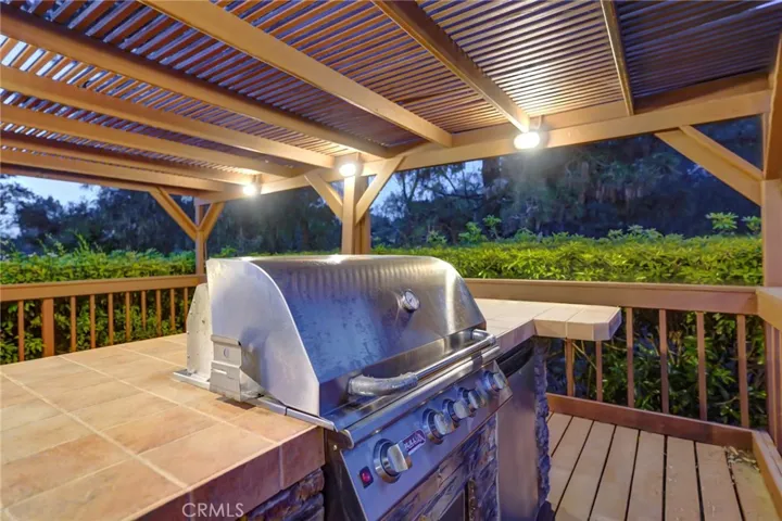 5205 Middlecrest Road, Rancho Palos Verdes, California 90275