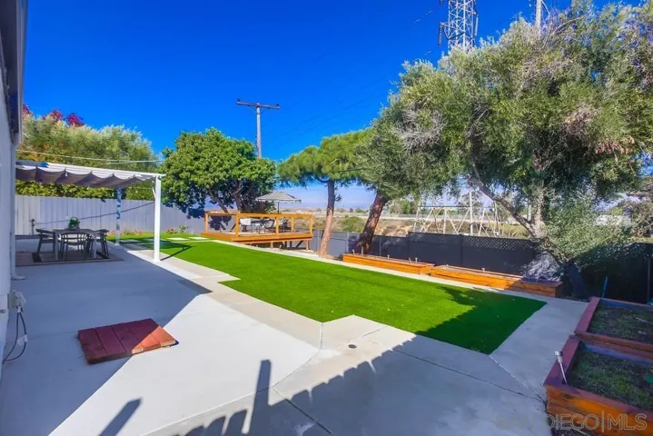 5125 Dawne St, San Diego, California 92117
