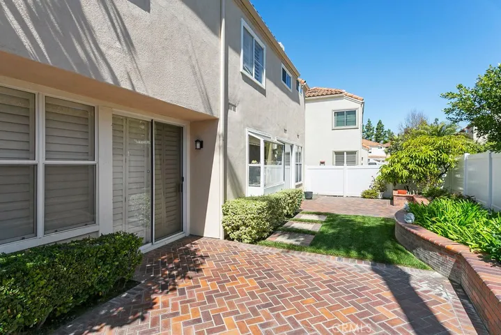6 Merida, Irvine, California 92614
