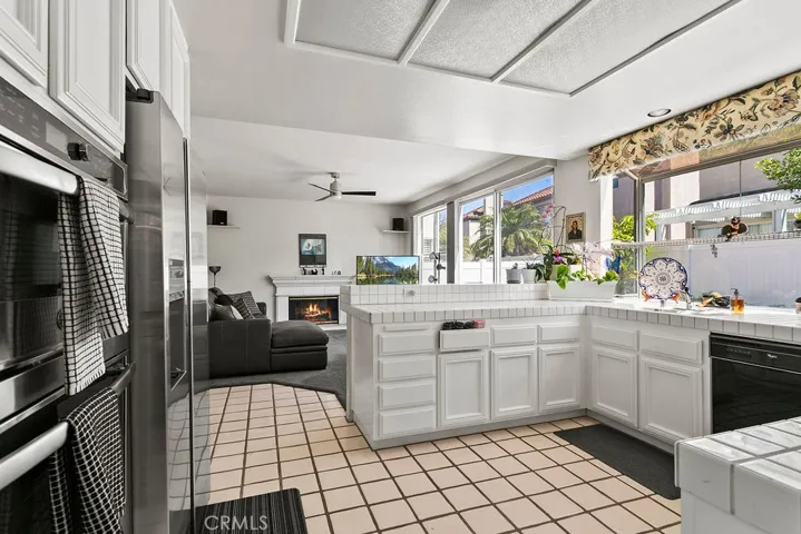 6 Merida, Irvine, California 92614