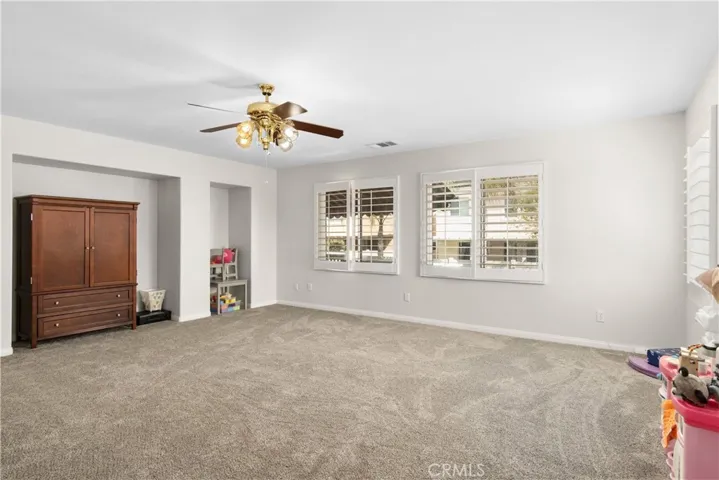 Huge bonus room ( bedroom 3)