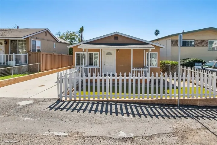 5453 Mildred Street, San Diego, California 92110