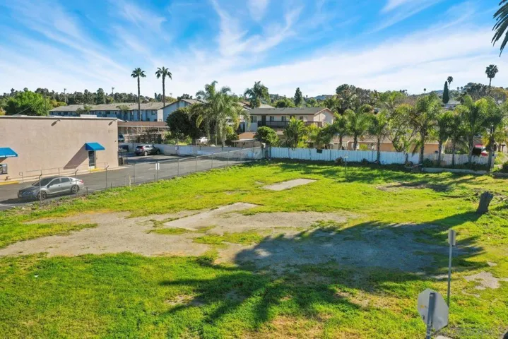 757 N Santa Fe Ave, Vista, California 92083