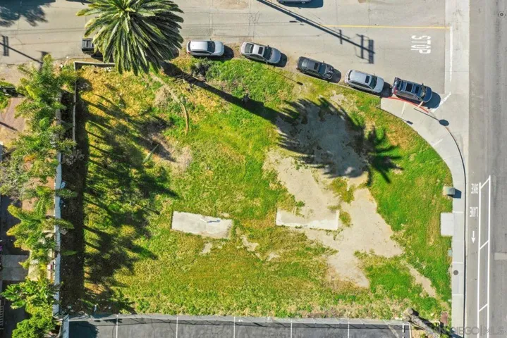 757 N Santa Fe Ave, Vista, California 92083