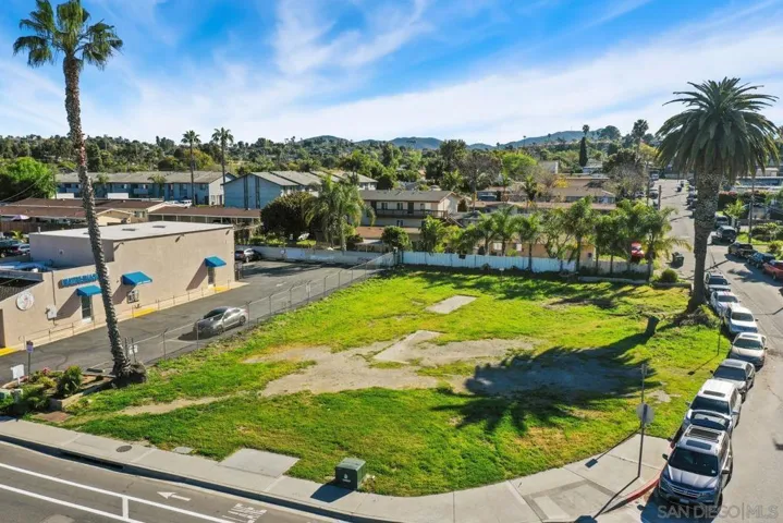 757 N Santa Fe Ave, Vista, California 92083