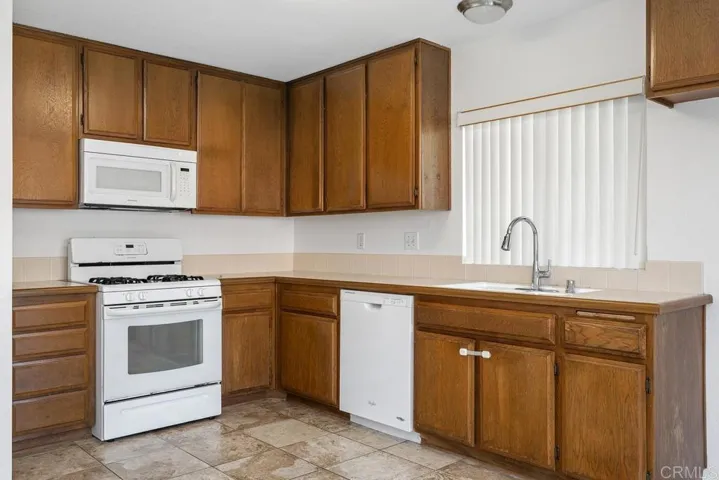 6922 Carnation Drive, Carlsbad, California 92011