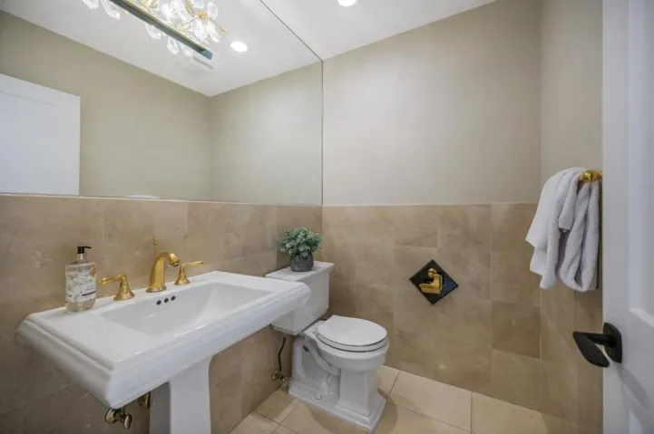 796 Mayview Avenue, Palo Alto, California 94303