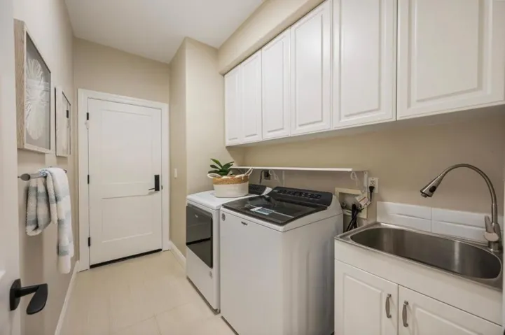 796 Mayview Avenue, Palo Alto, California 94303