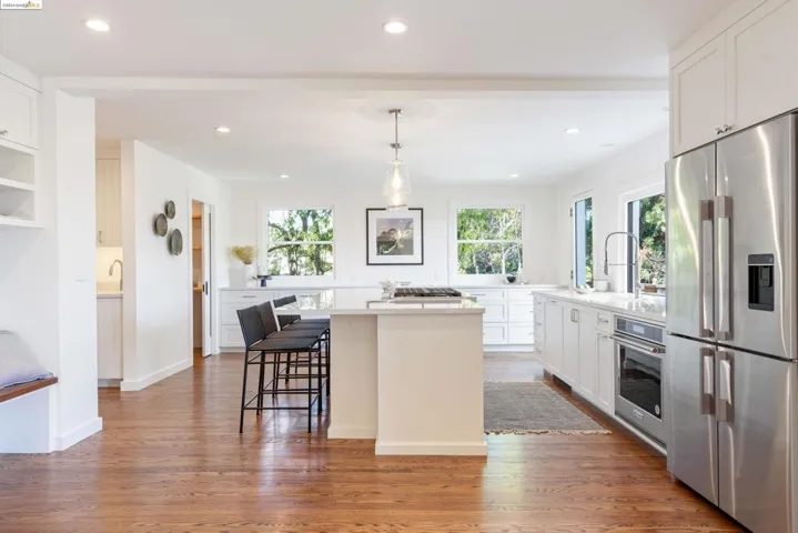 5914 Bruns Ct, Oakland, California 94611
