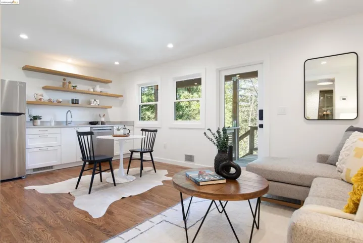 5914 Bruns Ct, Oakland, California 94611