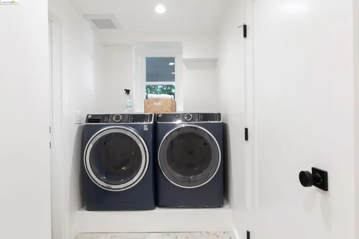 5914 Bruns Ct, Oakland, California 94611