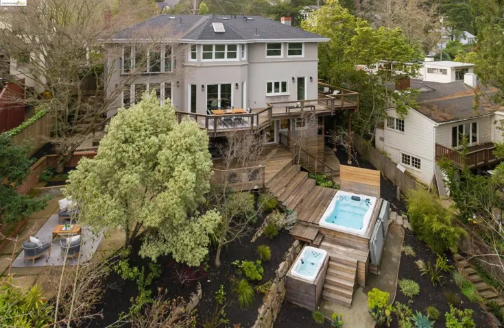 5914 Bruns Ct, Oakland, California 94611