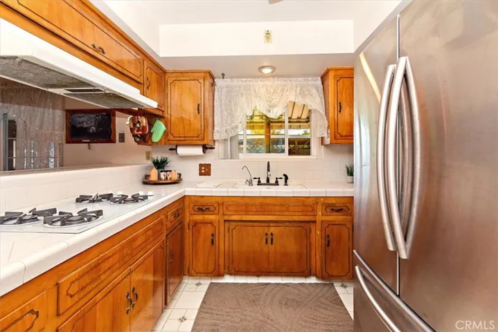 8822 Maple Ave, Fontana, California 92335