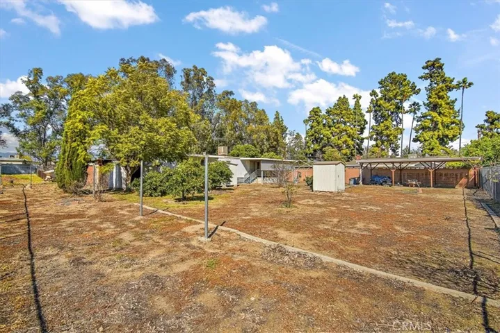 8822 Maple Ave, Fontana, California 92335