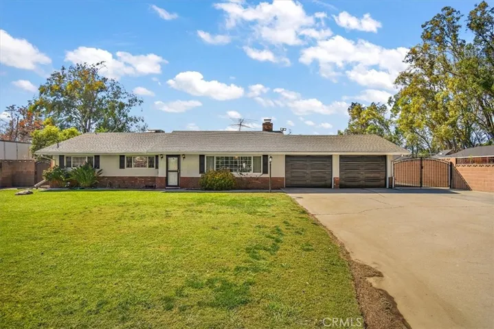 8822 Maple Ave, Fontana, California 92335