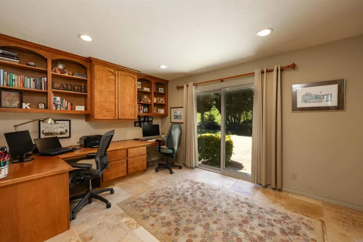 9862 Cielo Vista, Escondido, California 92026