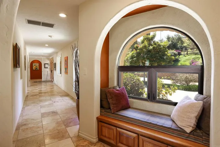 9862 Cielo Vista, Escondido, California 92026