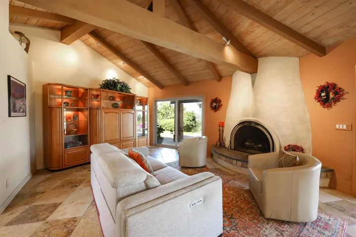 9862 Cielo Vista, Escondido, California 92026