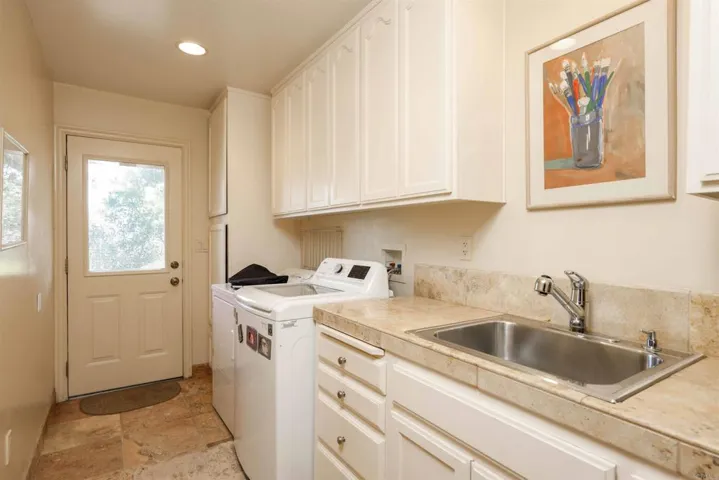 9862 Cielo Vista, Escondido, California 92026