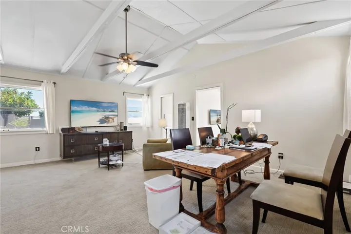276 Chiquita Street, Laguna Beach, California 92651