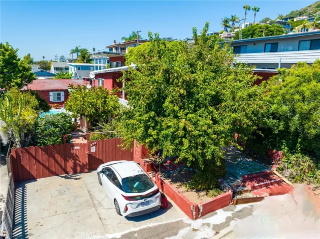 276 Chiquita Street, Laguna Beach, California 92651